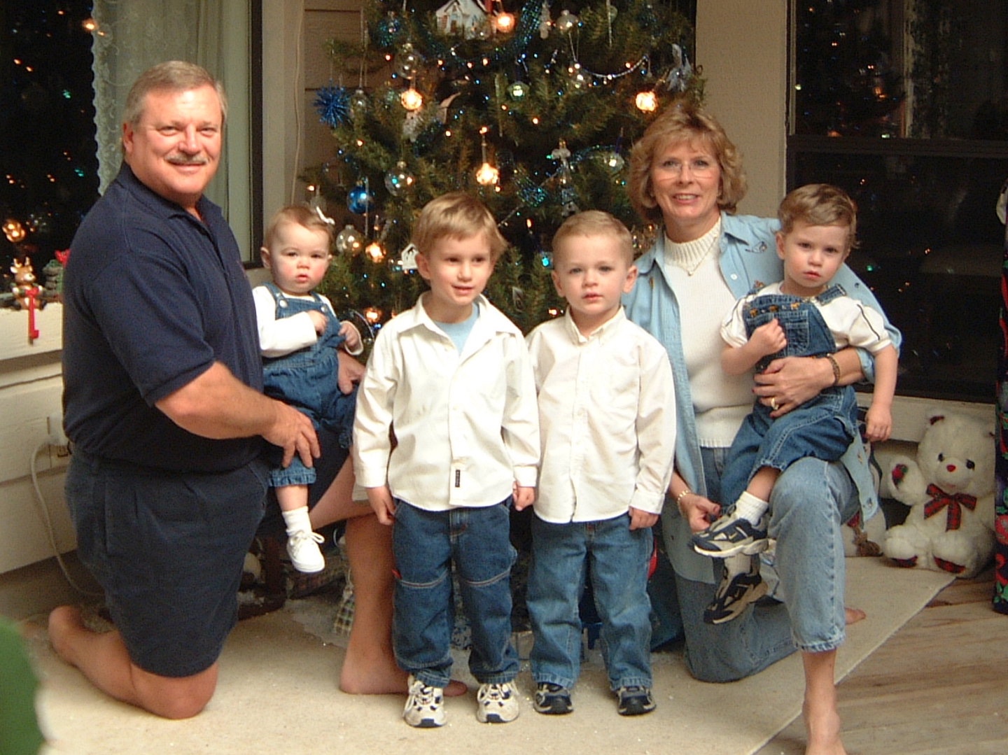 2002-12-15-09 PreChristmas Fun.jpg
